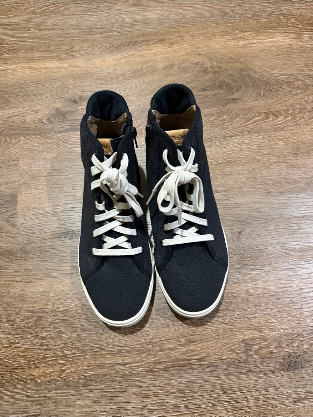 Olukai Pilahi Women's High Top Sneaker, Side Zip, Black, Size 9 - Picture 6 of 13